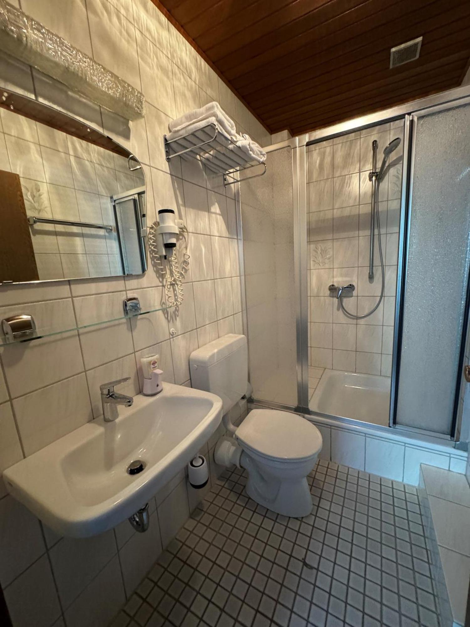 Hotel Zur Muehle Iserlohn Chambre photo
